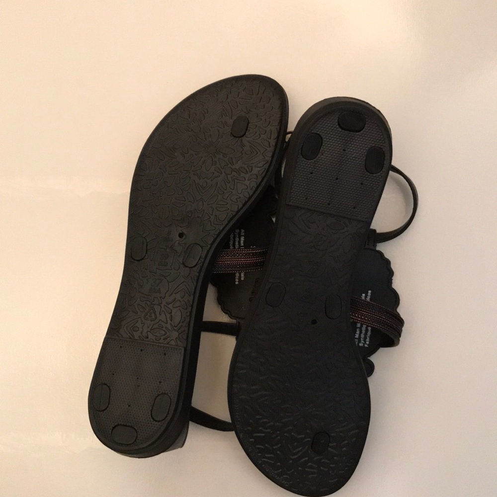 Sandals - Picture 2 of 2